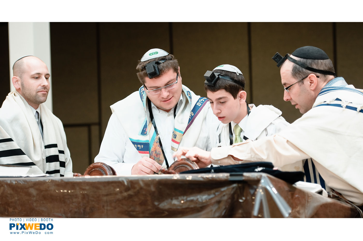 Bar Mitzvah service photography